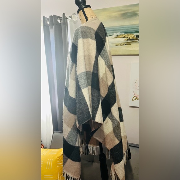 Style & Co. Color Block Poncho One Size - Picture 8 of 15